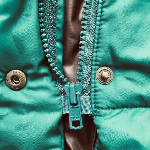 Bright grass green cropped puffer jacket - Picture 2 of 4